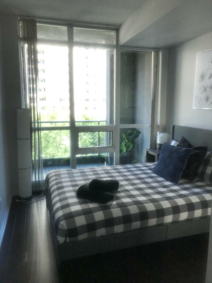 Executive 1 Bedroom Condo Sleeps 2 Toronto Exterior foto