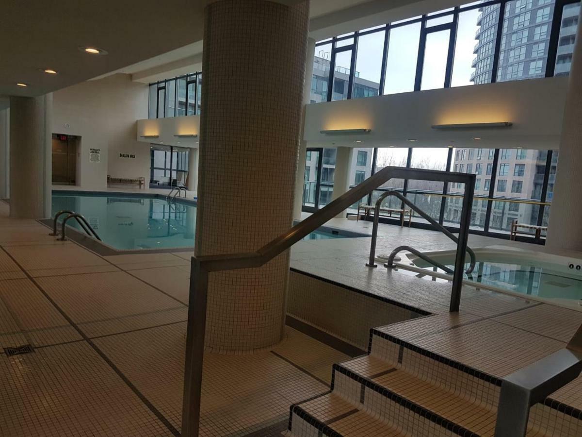 Executive 1 Bedroom Condo Sleeps 2 Toronto Exterior foto