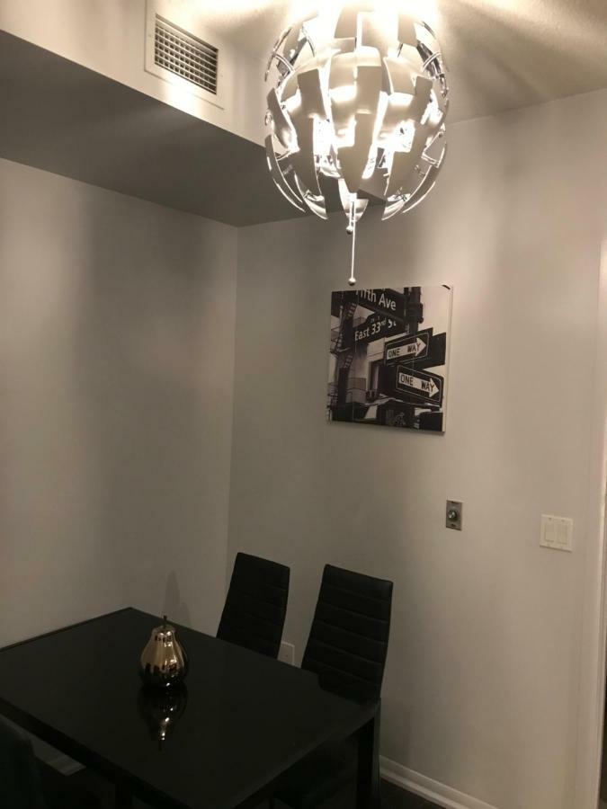 Executive 1 Bedroom Condo Sleeps 2 Toronto Exterior foto