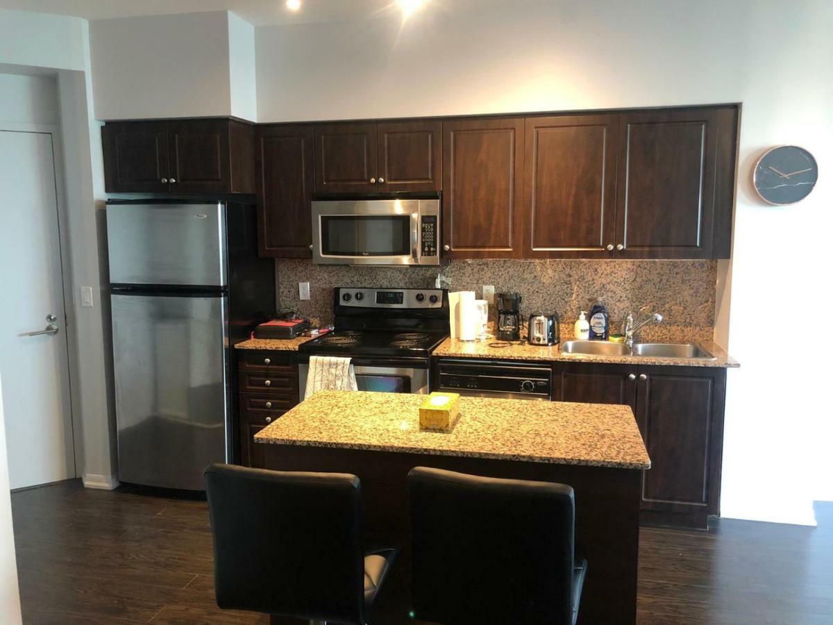 Executive 1 Bedroom Condo Sleeps 2 Toronto Exterior foto
